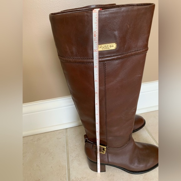 Coach Boot - Picture 5 of 6